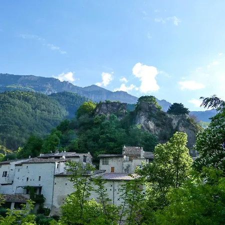 Maison De Charme Sous Le Soleil De La Drome Hébergement de vacances *
